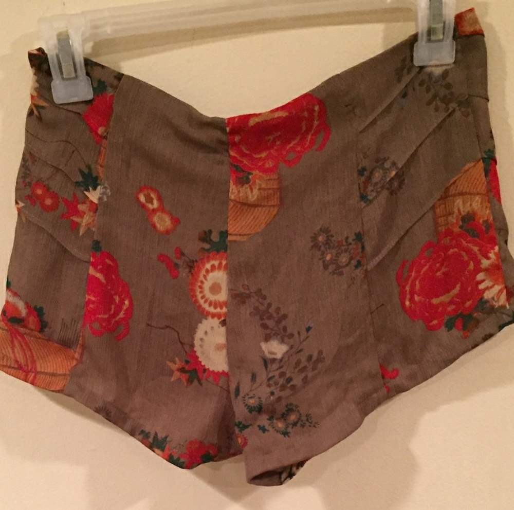 Kimchi Blue Chiffon Shorts